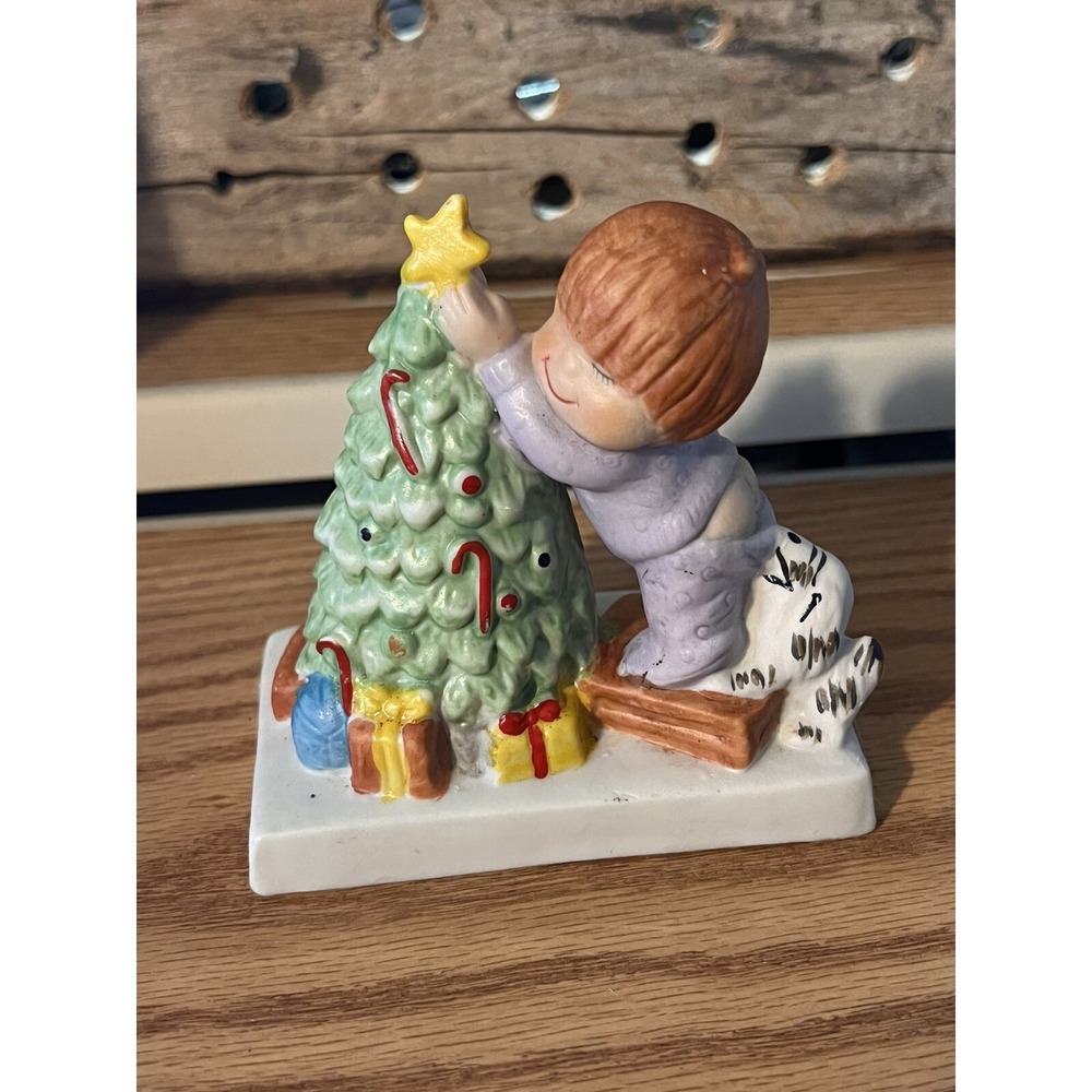 VTG Russ Berrie Little Boy Putting STAR On The Tree Ceramic Figurine Christmas